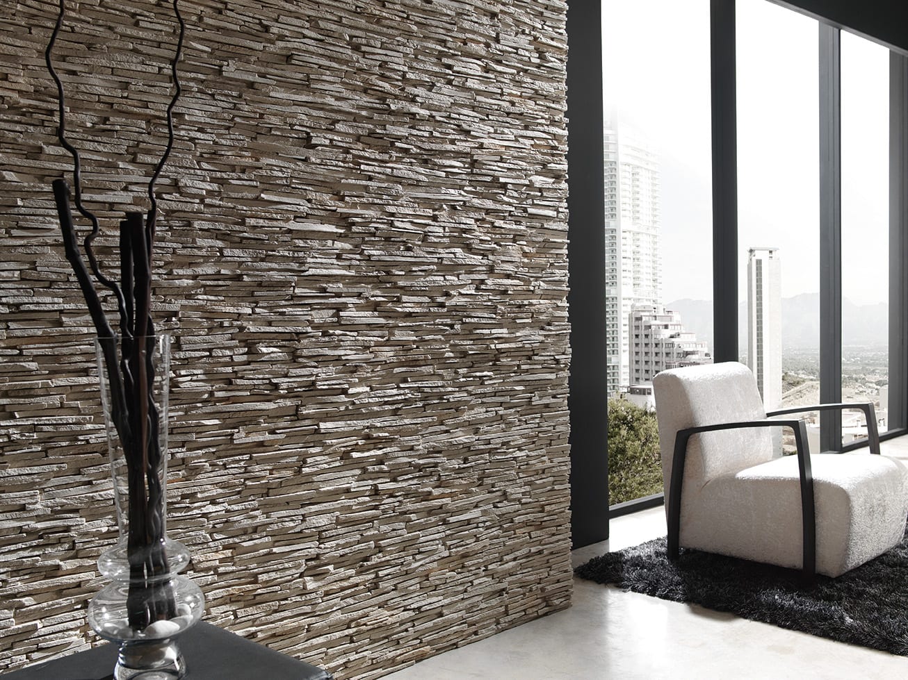 Paneles de piedra decorativa para el revestimiento de paredes exteriores  del edificio como fondo y textura natural