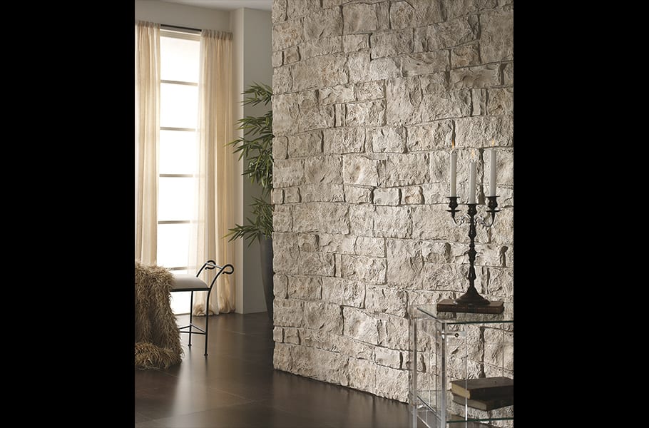 Cómo colocar paredes con paneles decorativos imitación piedra